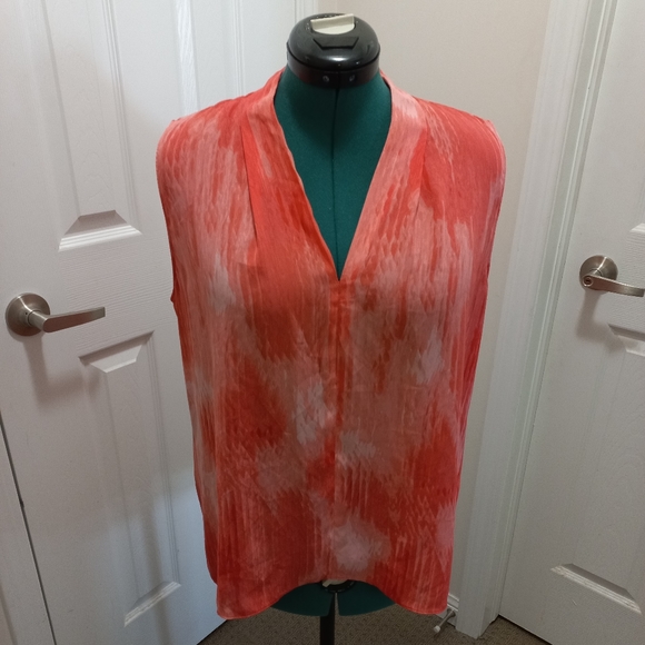 🌷Tahari Coral Tie-dye Top, - Picture 2 of 8